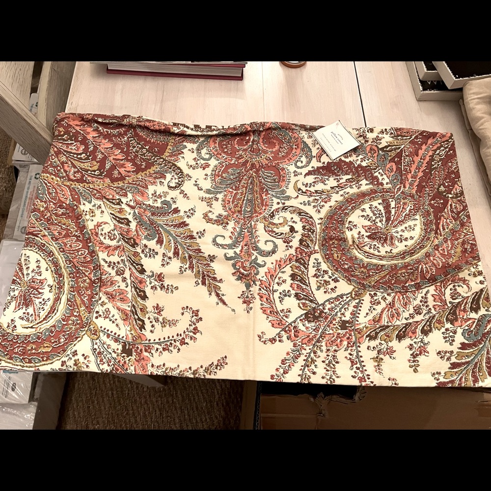 Pottery Barn Lumbar Pillow Cover